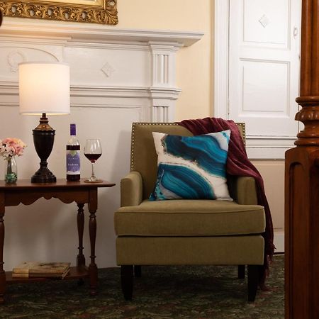 Carlisle House Bed And Breakfast ภายนอก รูปภาพ