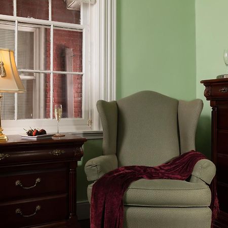 Carlisle House Bed And Breakfast ภายนอก รูปภาพ